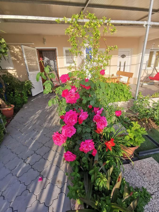 Apartments Tomislav Poljica  Экстерьер фото